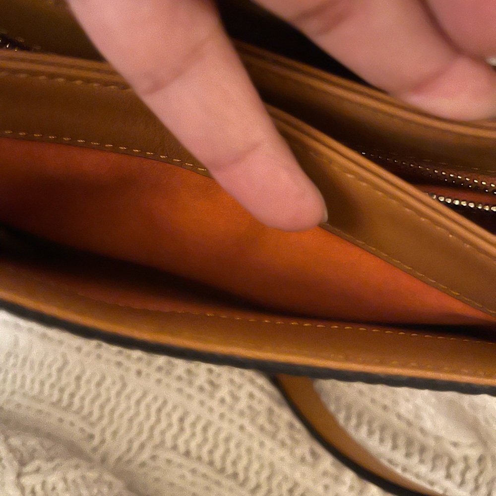 MCM Patricia crossbody - Picture 6 of 9